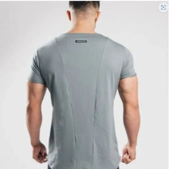 Alphalete Gray Short Sleeve Tee - Picture 2 of 8